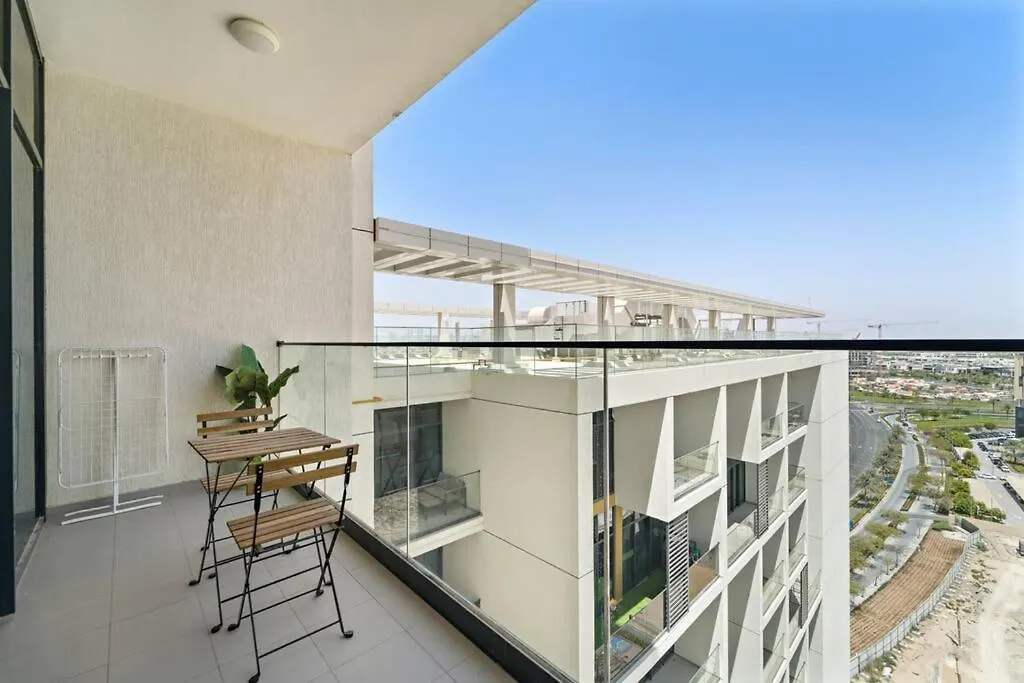 Modern Studio Near To Park Dubai United Arab Emirates