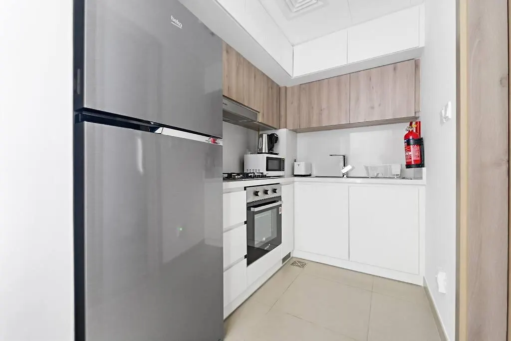Apartment Modern Studio Near To Park Dubai United Arab Emirates